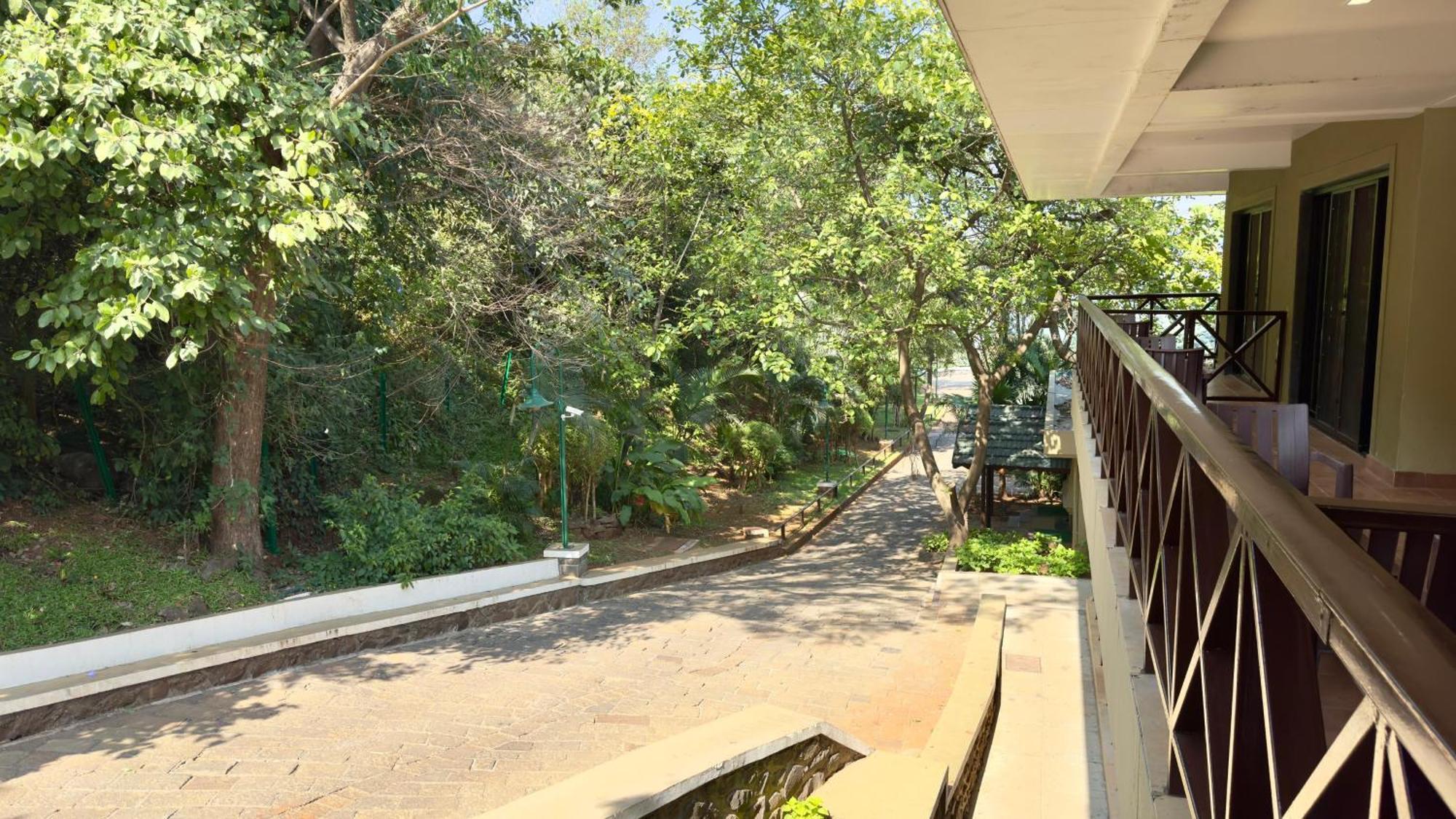 Upper Deck Resort - Stay And Relax At The Highest Peak Lonavala Luaran gambar
