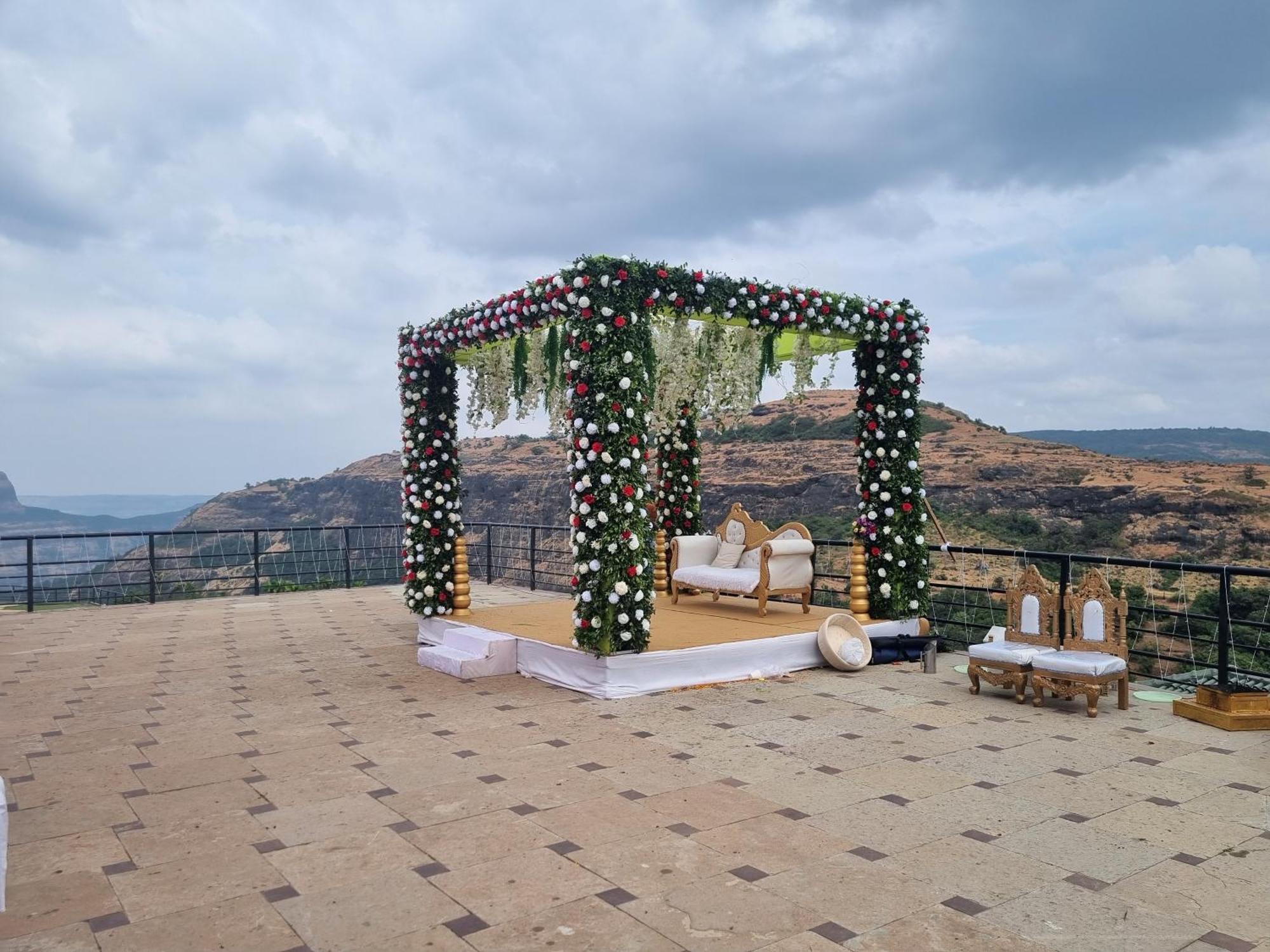 Upper Deck Resort - Stay And Relax At The Highest Peak Lonavala Luaran gambar